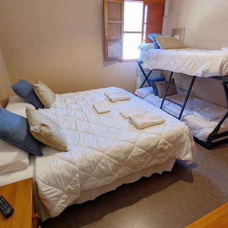 Hostal El Convent De Moncada Luaran gambar