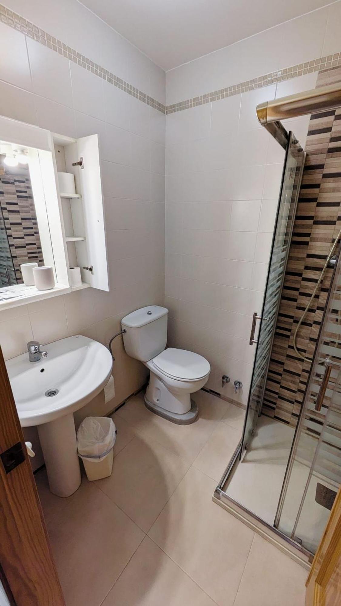 Hostal El Convent De Moncada Luaran gambar