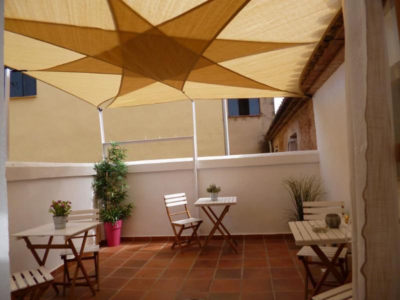 Hostal El Convent De Moncada Luaran gambar